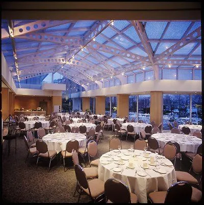 Inn At Laurel Point Victoria Hotel