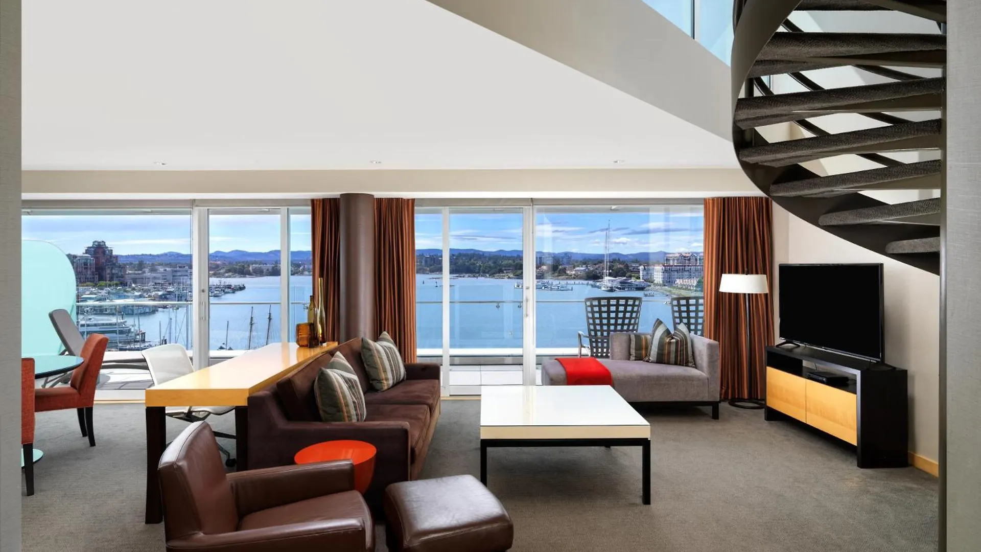 Inn At Laurel Point Victoria Hotel